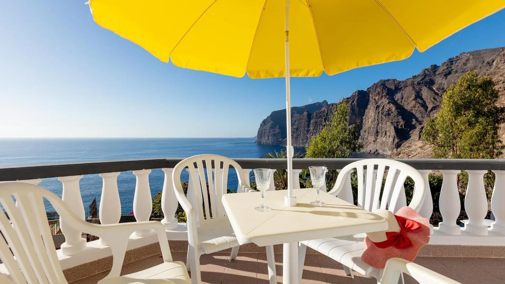 אקנטילדו דה לוס גיגנטס Villa Best Views Los Gigantes, Private Splash Pool
